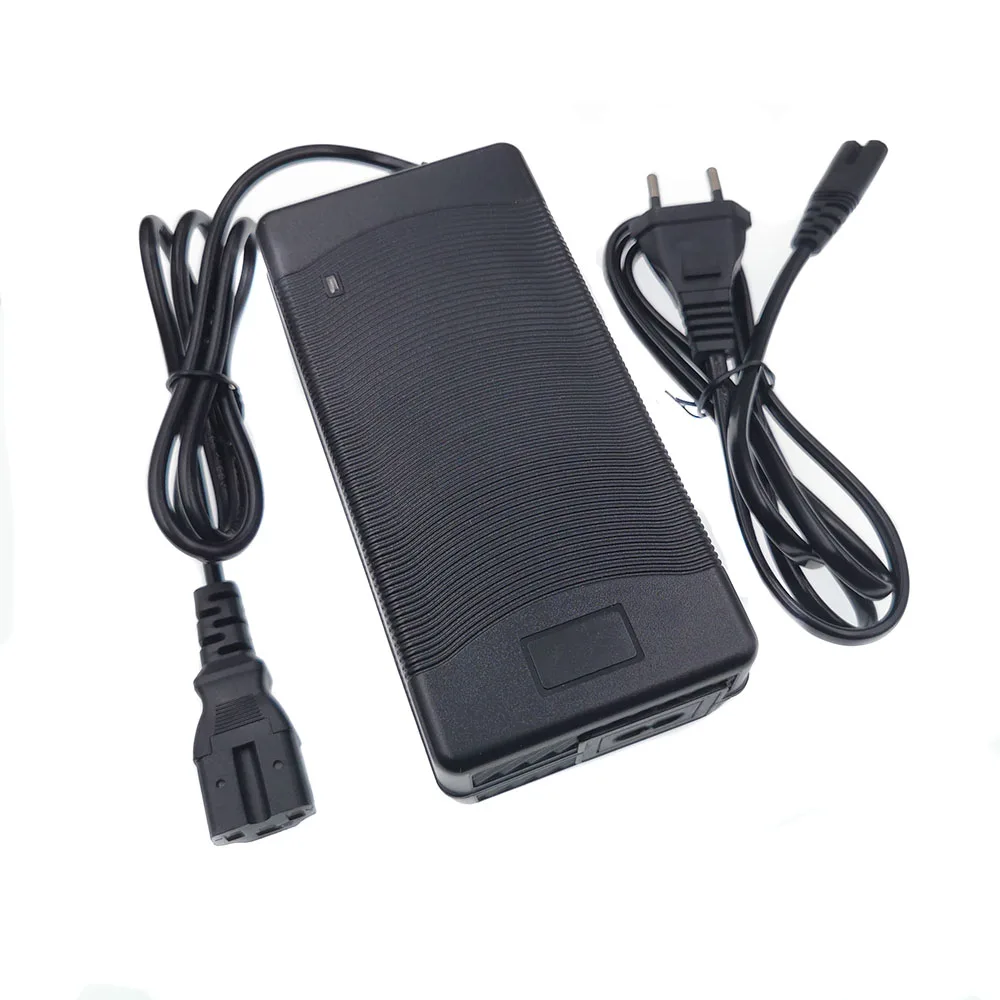 67.2V 2A 리튬 배터리 충전기 (60V 리튬이온 배터리 전기 자전거용, IEC..