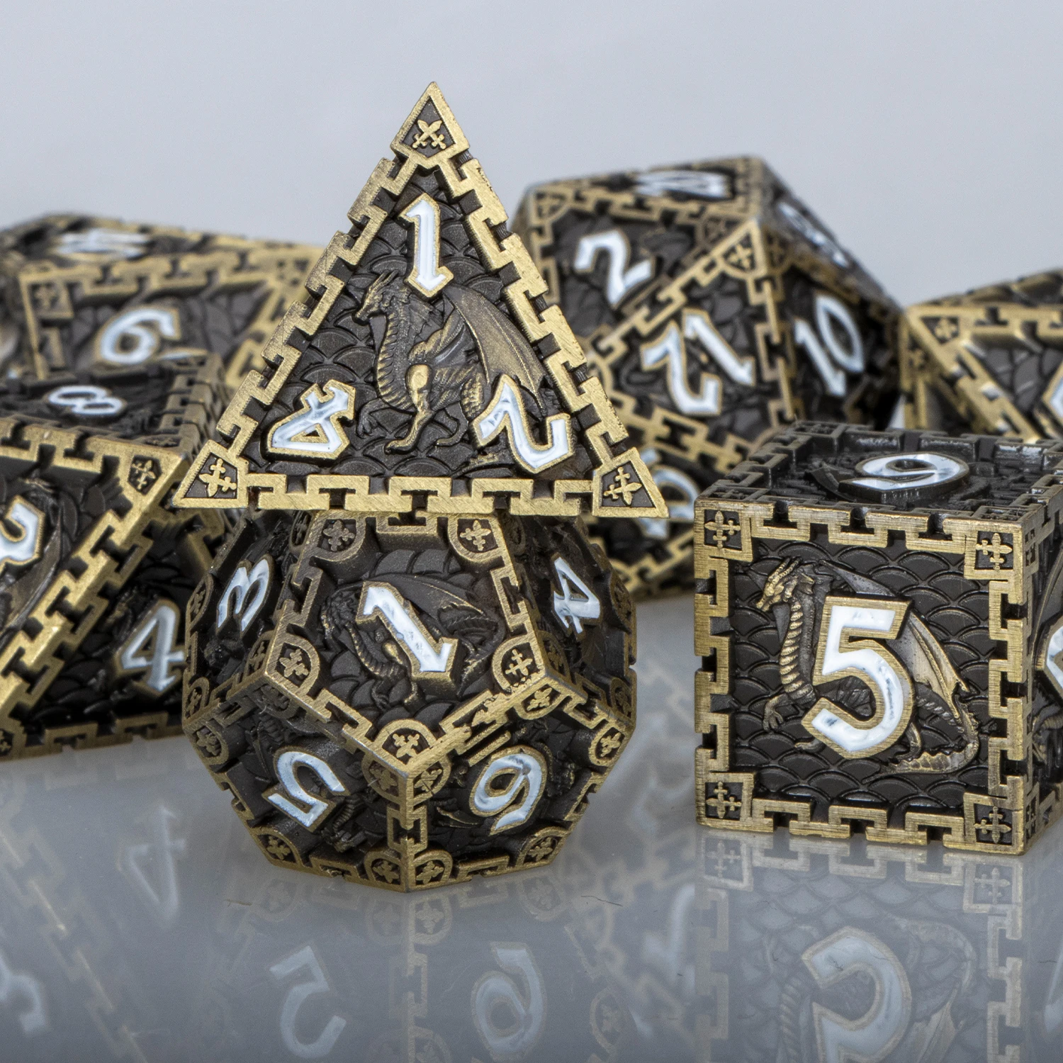 New DND D20 Dice Metal Polyhedral D&D Dice for Dungeon and Dragon RPG Roll Playing Game D20 D12 D10 D% D8 D6 D4 D+D Set