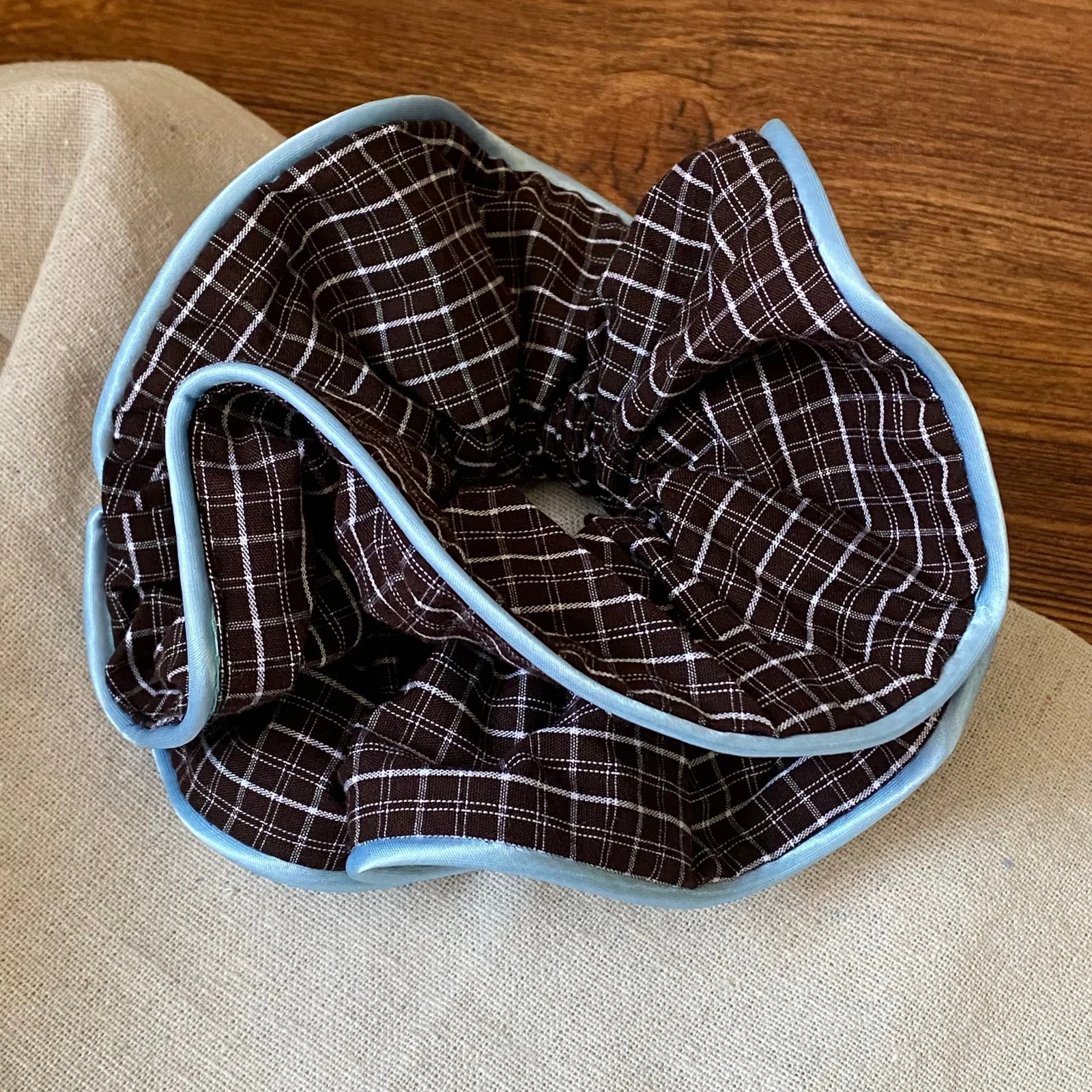 1PC Hair Accessories Set, Brown Plaid Bow And Scrunchie With Blue Trim, Bear Label, Cute Hair Decor For Girls