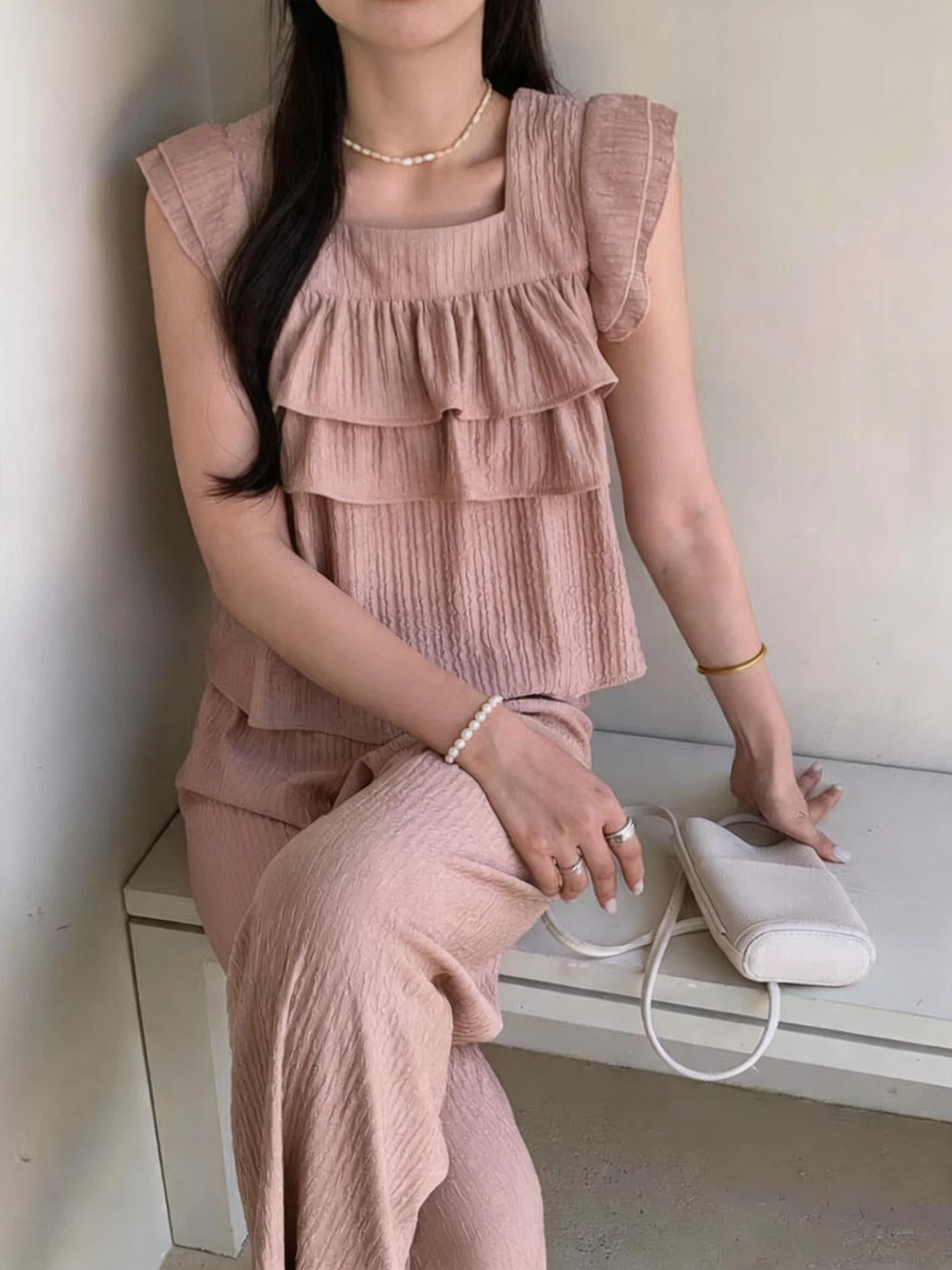 Damen Sommer Zweiteiler mit Quadratischem Ausschnitt, Rüschenärmeln, Mehrlagigem Oberteil und Weiter Hose, Lässiges Loses Outfit WS8552
