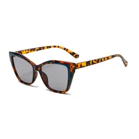 Lunettes de soleil œil de chat de couleur contrastée, monture de lunettes pour femmes, personnalité polyvalente, mode, nuances tendance, UV400, nouvelle collection 2025 6