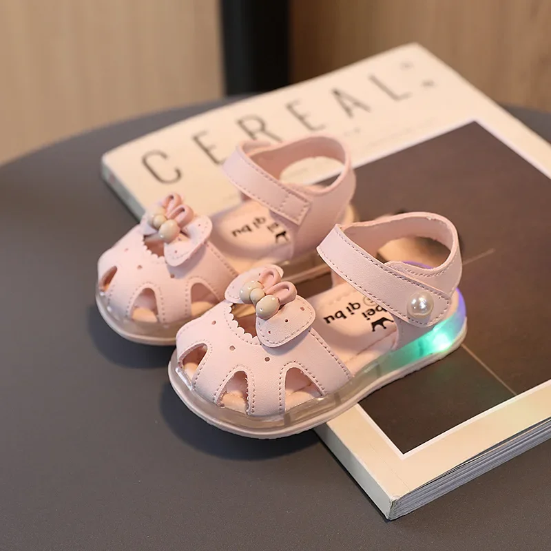 

Toddler Girls Summer Sandals New LED with Lights Infant Sandals for Girl Bowtie Luminous Non Slip Breathable Kids Baby Shoe 아기신발