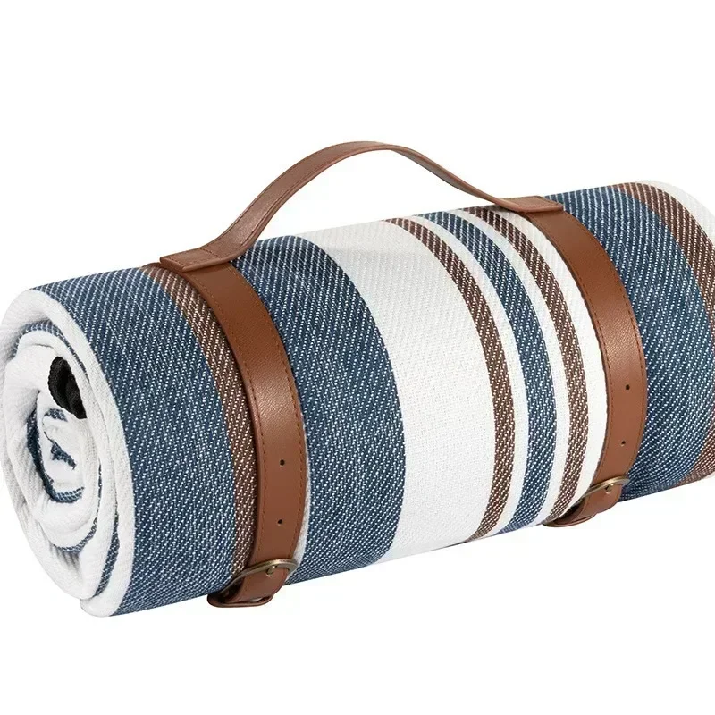 جديد في الهواء الطلق نزهة البطانيات الحصير التخييم طوي وسادة البطانيات مع مقبض جلد مقاوم للماء الشاطئ التخييم الملحقات