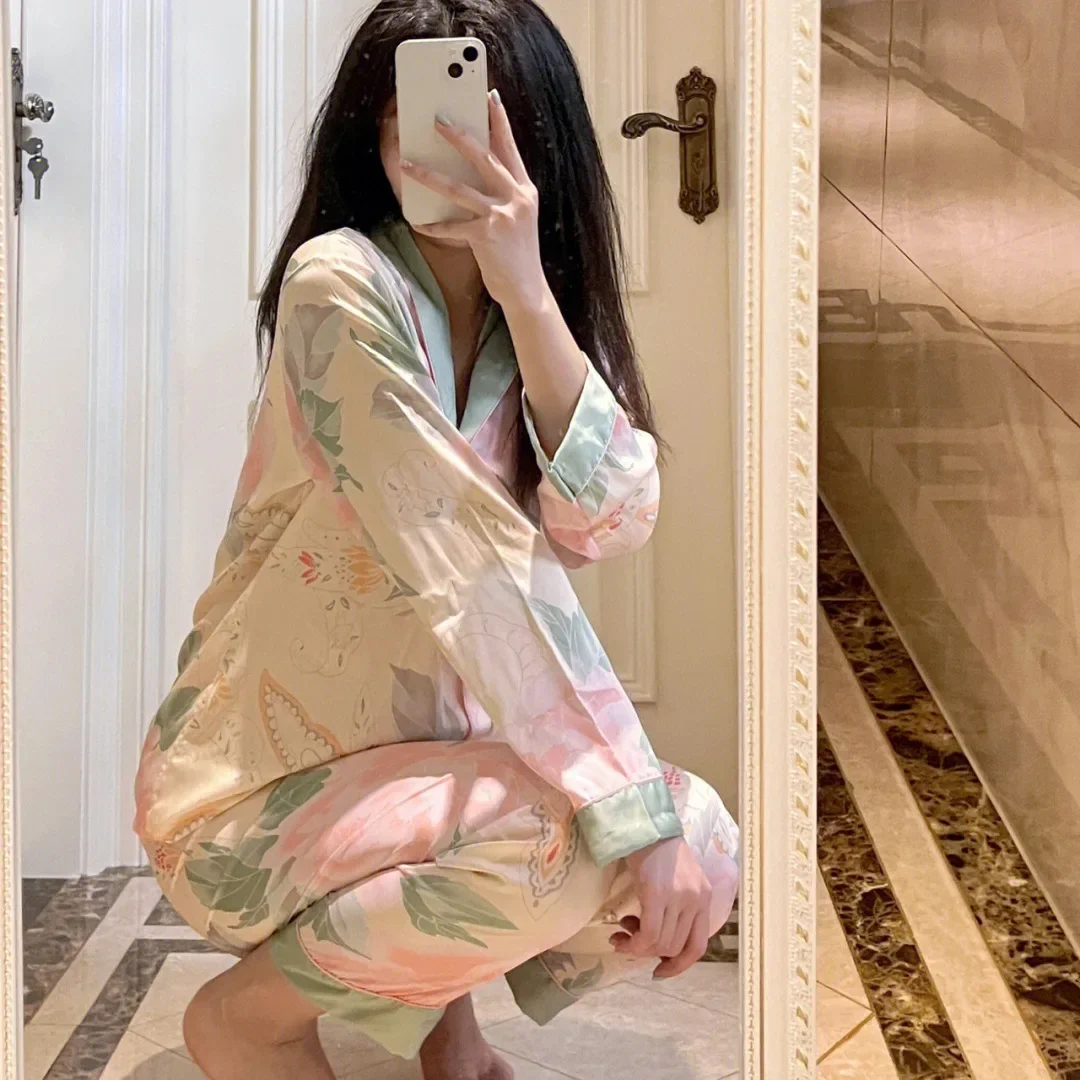 High-quality New Women's Pajamas Ice Silk Spring and Autumn Summer Thin Section Advanced Silk Home Service Suit Set NSleepwear