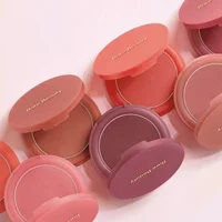 Rare Beauty Rouge à lèvres gel texturé, Fard à joues liquide mat naturel, Fard à joues coussin d'air effet purée de pommes de terre et Fard à joues poudre illuminatrice 5