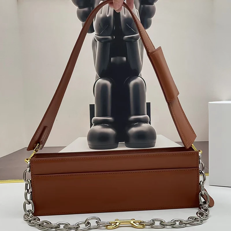 

Designer retro solid color box type chain leather shoulder bag women's new handbag Luxury fashion multi-functional underarm bag