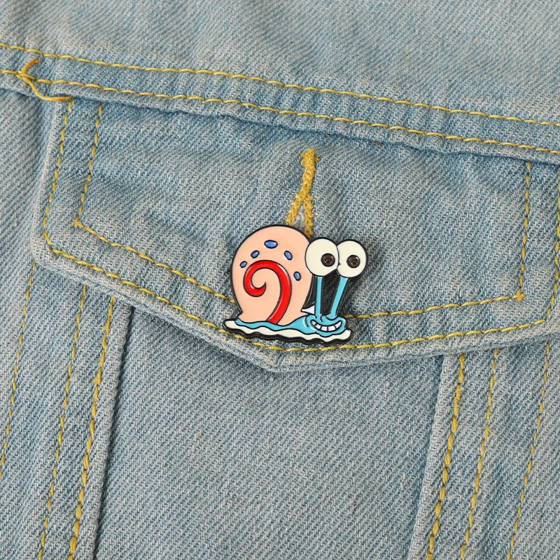 

Cartoon Cute Animal Snail Enamel Pins Gary Snail Shaped Brooch Sweet Alloy Backpack Badge Jewelry Gifts for Friends