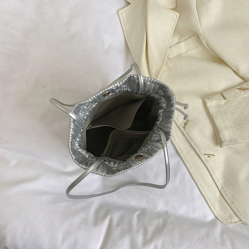 バッグ BIGOTRE CHILLY PURSE L / SILVER PURSE METAL MINI/SILVER｜BIGOTRE | ビゴターの公式オンラインストア