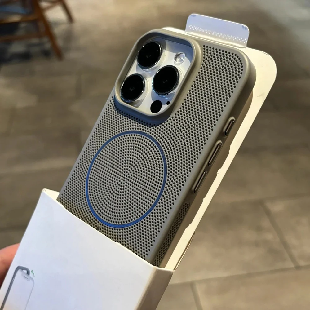 Enhanced Magnetic Honeycomb Cooling Phone Case with Mesh Design