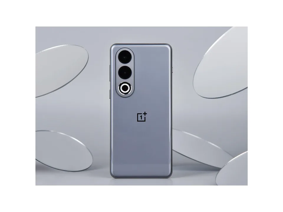 Oneplus ACE 3v Snapdragon ® 7+ Gen3 (4nm) Adreno™ 732 GPU 6.74 