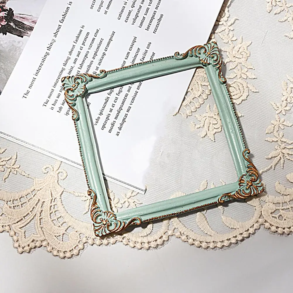 Photo Frame Nordic Style Golden Embossment Pictures Display Frame