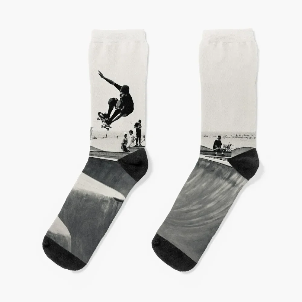 

Horizontal Skateboarding Print Venice Skatepark Poster Photography Print Venice Beach Socks ankle Toe sports Male Socks Women's