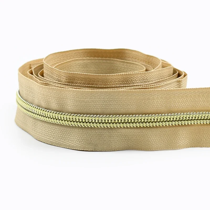 Durable Nylon Zipper for Sewing and DIY Projects