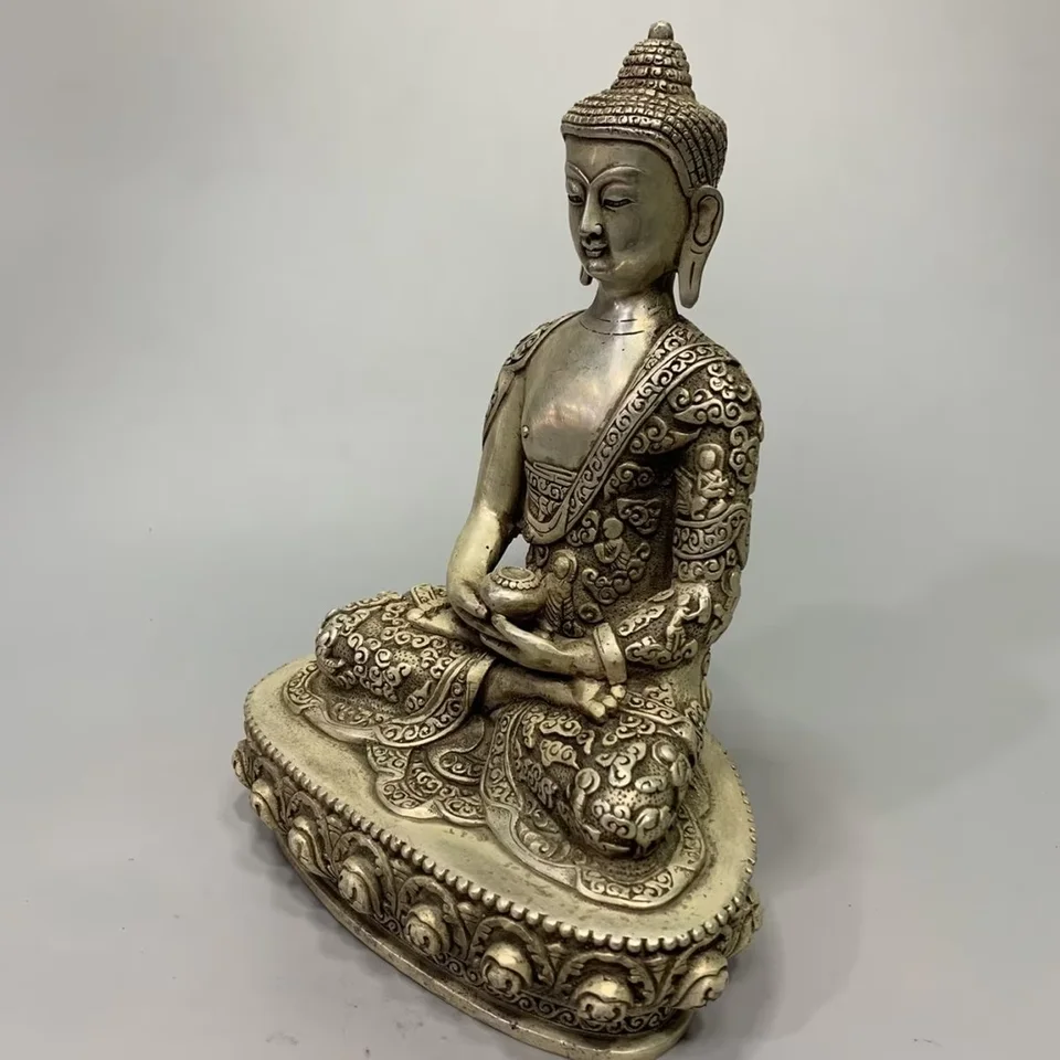 古い中国のチベットシルバー手作りダイヤモンドネパール薬仏菩薩像