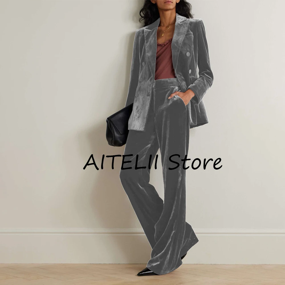 Velvet two-piece suit image 7