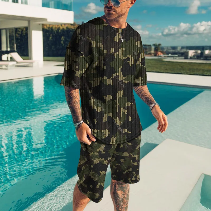 

New Summer Men's Camouflage Suits Short Sleeves Sportswear Male Fashion Casual Loose Patchwork 2-Piece Sets T-Shirt+Shorts