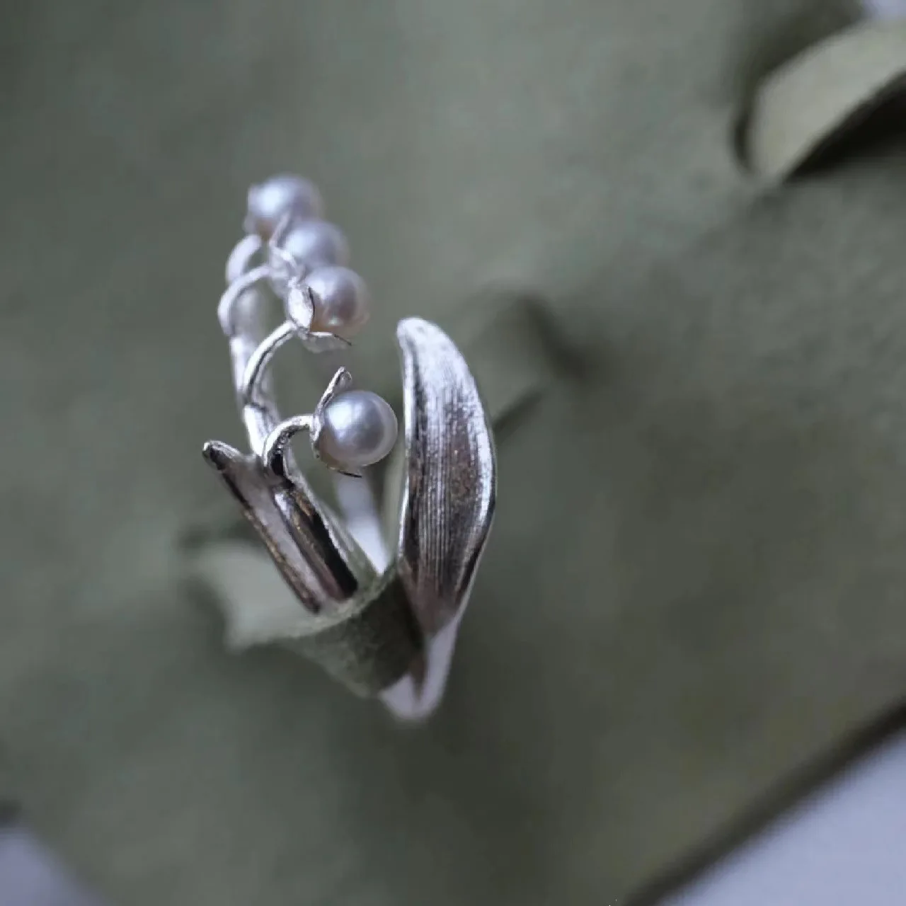 Elegant Artificial White Pearl Flower Women Ring Jewelry Accessories Luxury Big  Flower Zircon Engagement Sweet Ring Party Gift