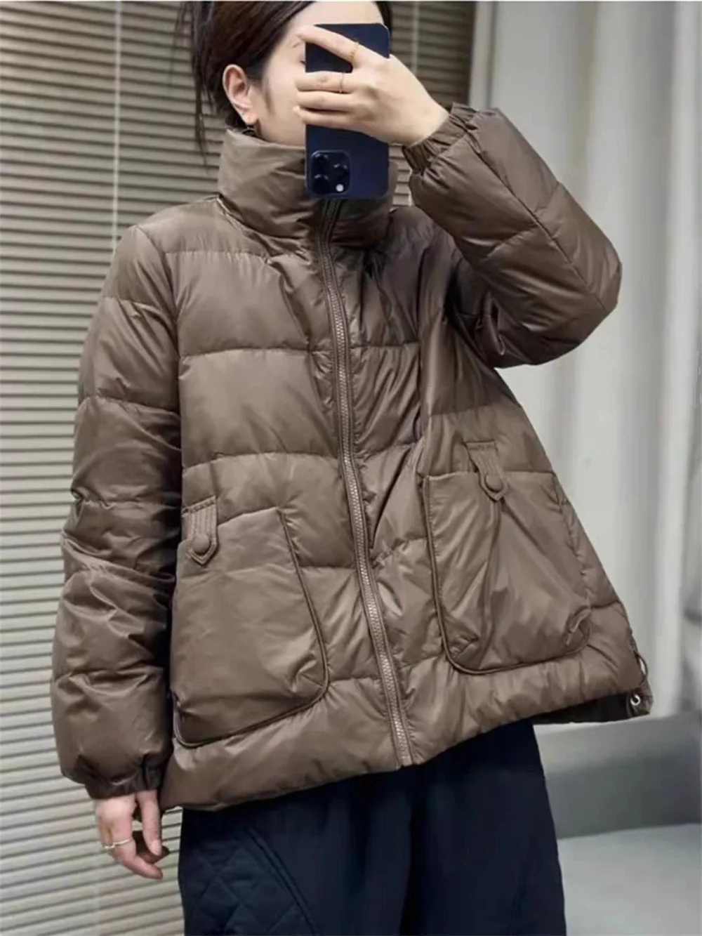 Fashionable  Versatile Down Jacket For Women With Standing Neck and Large Pockets, Thickened Casual and Loose Fitting, Slimmi