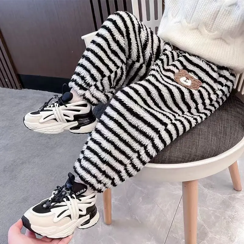 Рисунок 4 - Детские зимние штаны для девочек