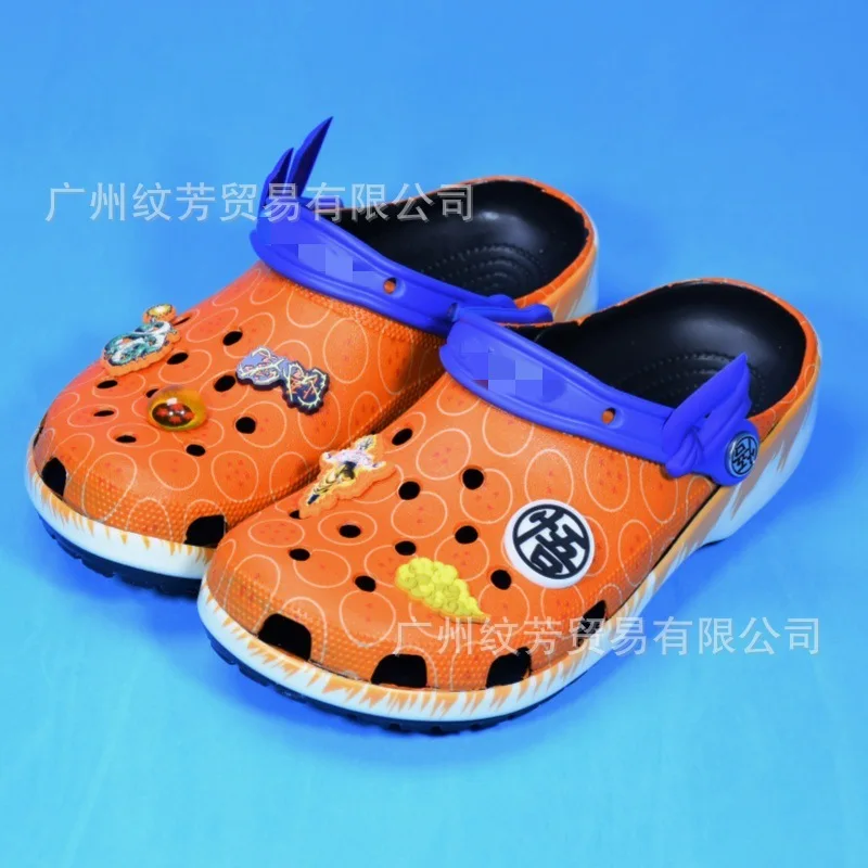 The New Classic Dragon Ball Goku Clogs Are Casual, Anti-slip, Lightweight and Comfortable Men's Versatile Sandals for Going Out