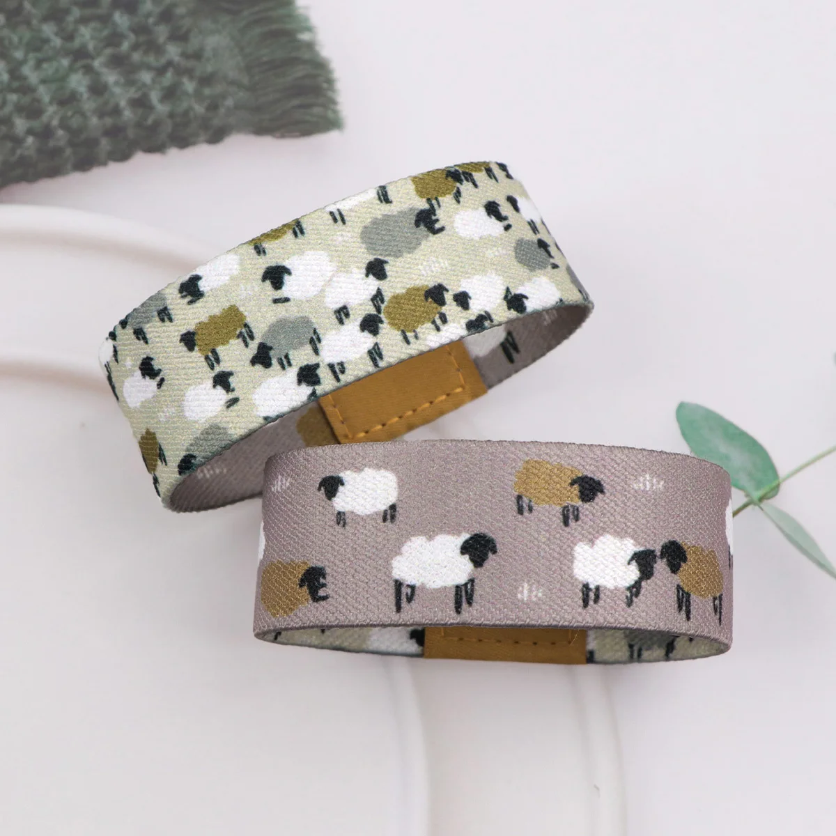 Versatile Elastic Mountain Bracelet - Stylish Unisex Wristband & Fashion Accessory