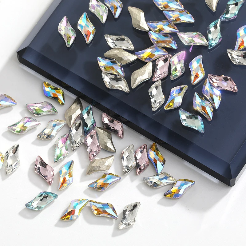 

Shaped Pointed Bottom Nail Diamond Multicolor Illusion Water Light Luxury Super Flash Decorative S-Type Glass Nail Drill
