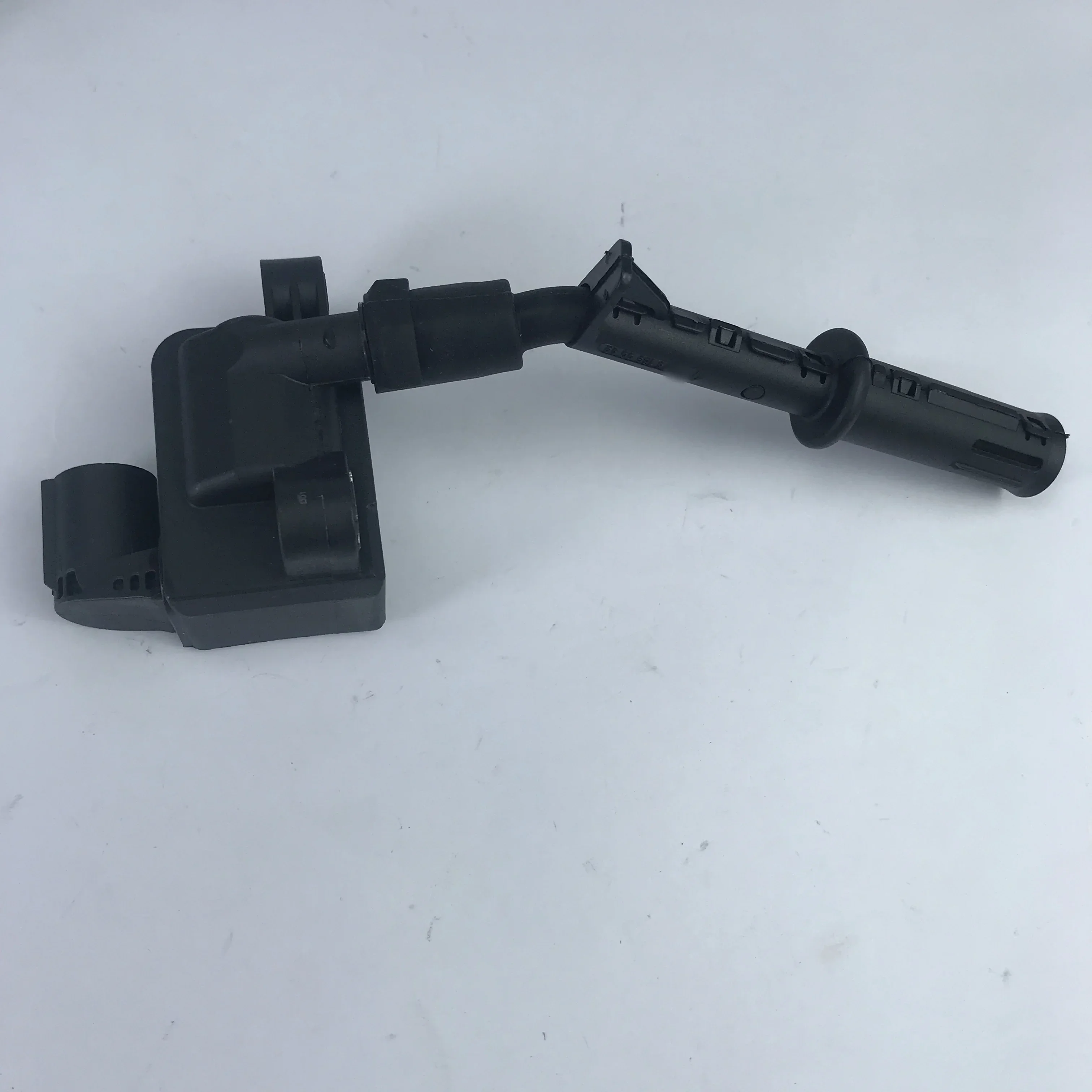 A2769063700 ignition coil for Mercedes-Benz C300C350 CLS350CLS550CLS63 E300E350E550E63 G63W212S212W463X166 A 2761500080