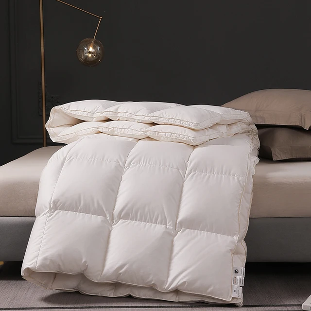 Couette luxueuse en duvet d'oie avec bord doré, belle couette blanche, couette DuSALE, haute qualité, 2025 au standard, légère, chaude, très, neuve, 95% 4