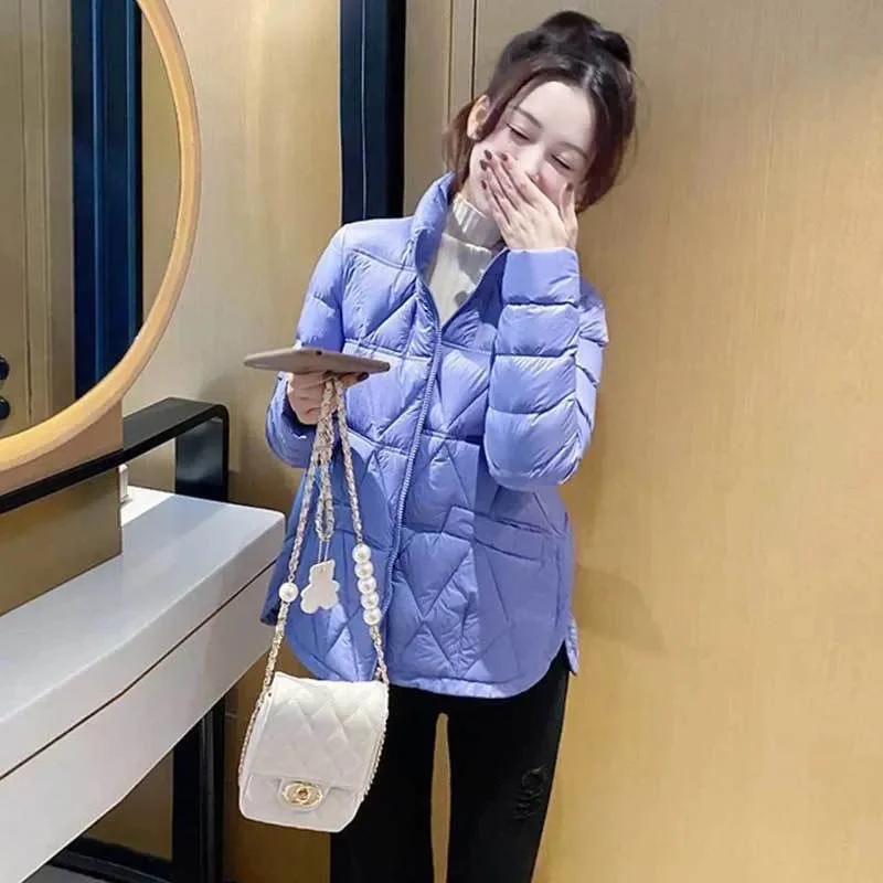 2023 Winter New Loose Korean Version Temperament Small Fashion Light and Light Down Cotton Jacket Warm Coat Female Solid Color