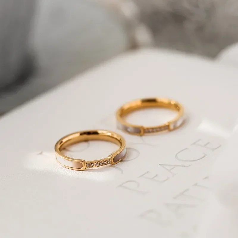 New Stainless Steel 18 K Gold Plated Sun Rings for Women Natural Stone Inlaid in Hollow Metal Texture Ring Trendy Jewelry