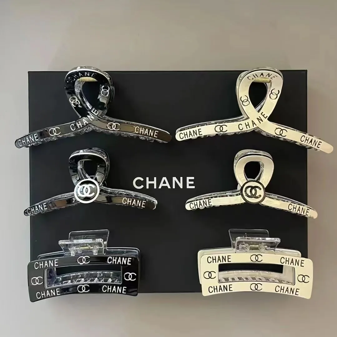 

Зажим для волос с принтом букв, 2024