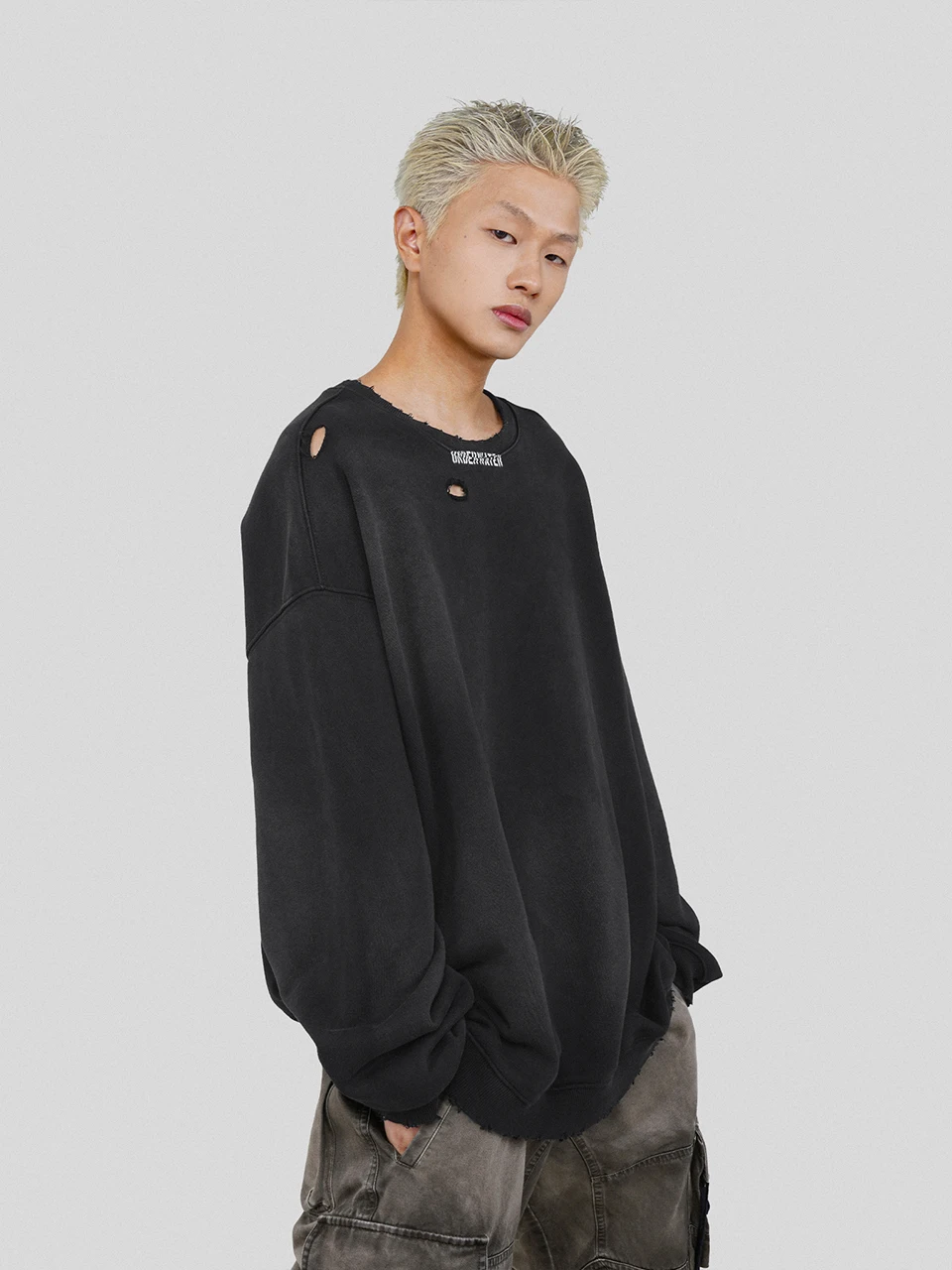 

Wasteland Sand Wash Black Mottled Distress Irregular Damage Printed pull-over Hoodie