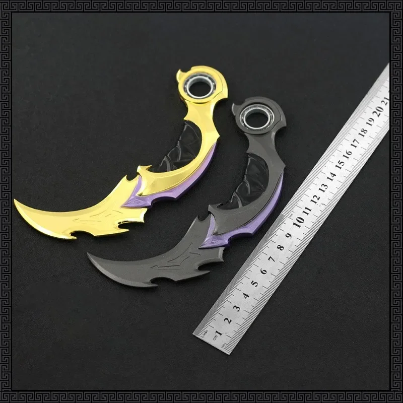 Valorant Weapon 16cm Melee Reaver 2.0 Karambit Knife 16cm Metal Game Peripheral Samurai Sword Alloy Model Keychain Kid Gift Toys 5