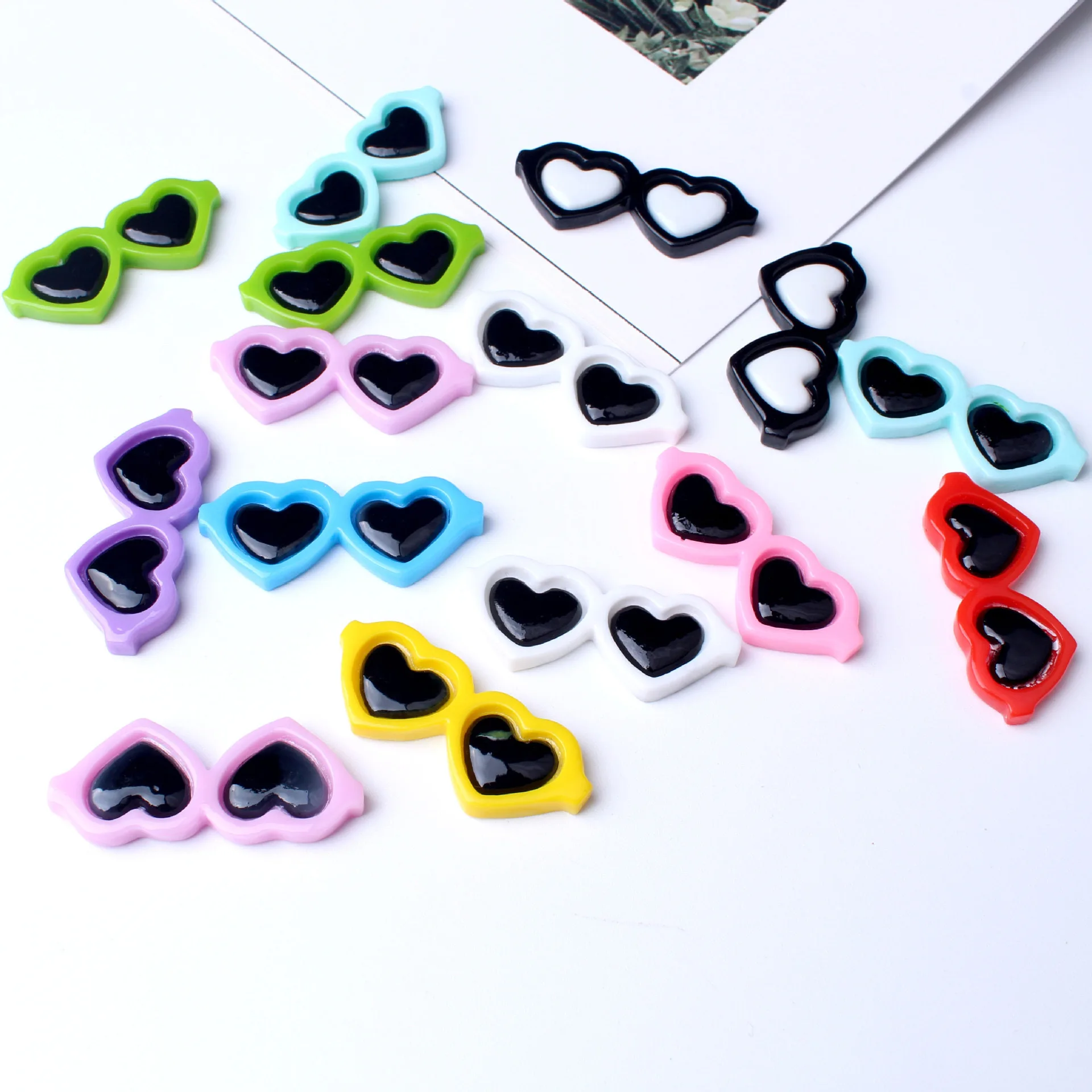 

5 шт. miniso, аниме, любовь, очки, мультфильм, искусственные материалы для рукоделия