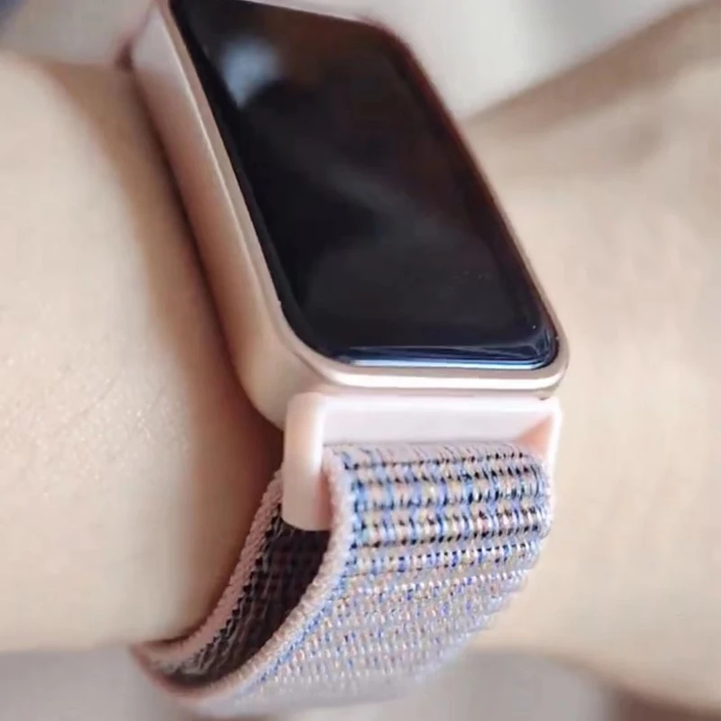 Рисунок 3 - Пленка + ремешок для Huawei Band
