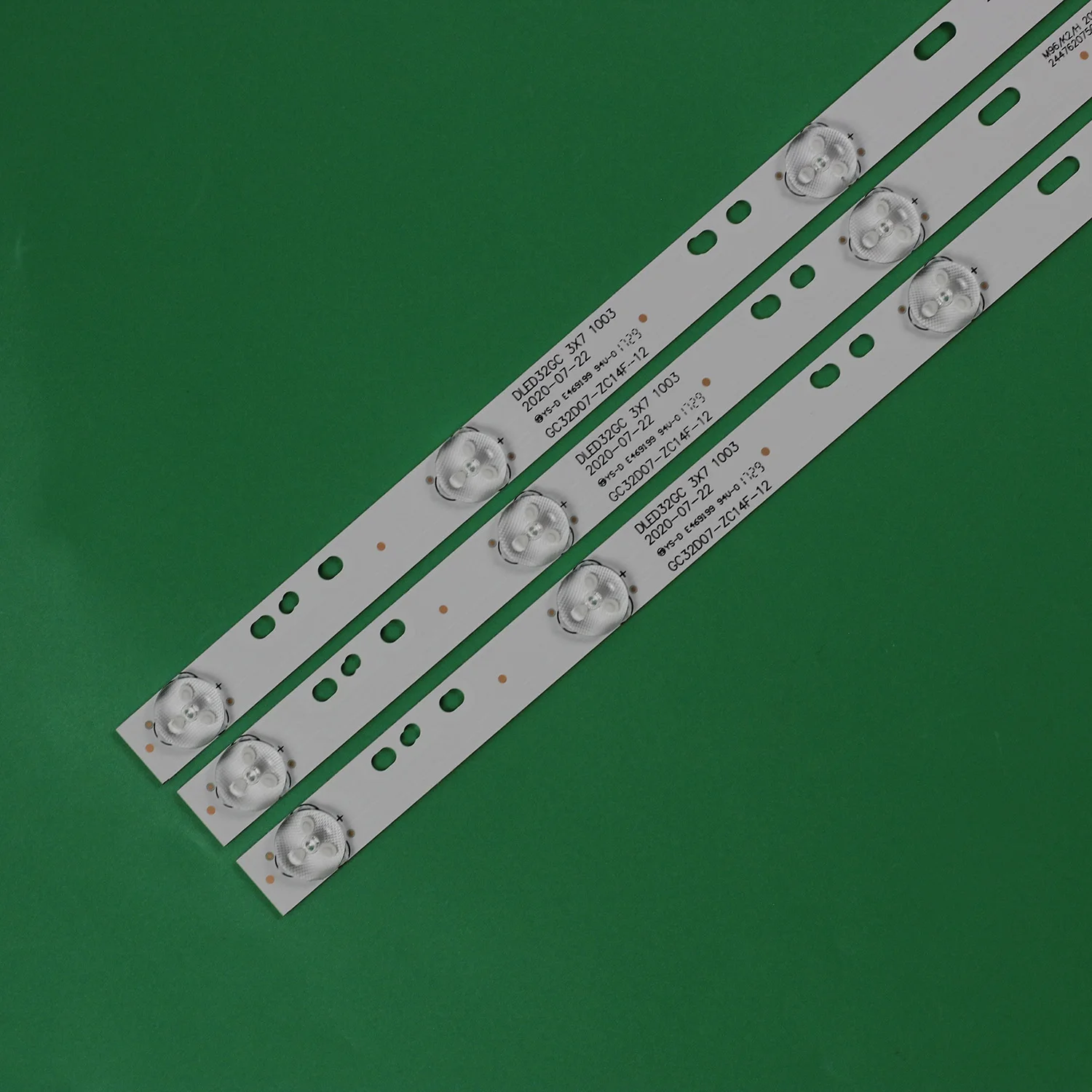 LED Ʈ Ʈ DNS S32DC1 LED32V6 32CE1250D1 32CE1100 32S230 32S560 32L21 LE32CT2500AK CRH-K212424T030746F