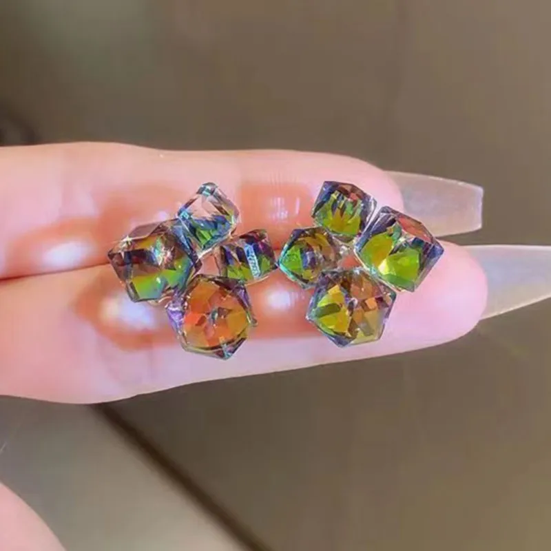 Geometric Fantastic Colorful Crystal Stud Earrings for Women Delicate Gradient Colored Fashion Earrings Girls Jewelry Gifts