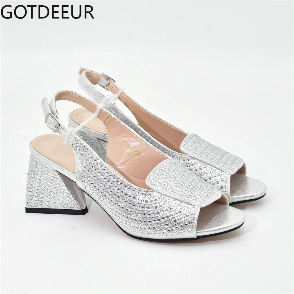 

Женские туфли-лодочки в итальянском стиле с бриллиантами, Женская обувь в африканском стиле, Уличная обувь, Дизайнерская Женская Роскошная обувь 2024