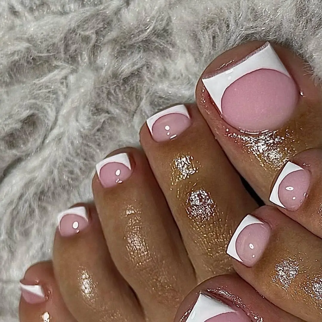 Detailed View of Toe Nail Tips