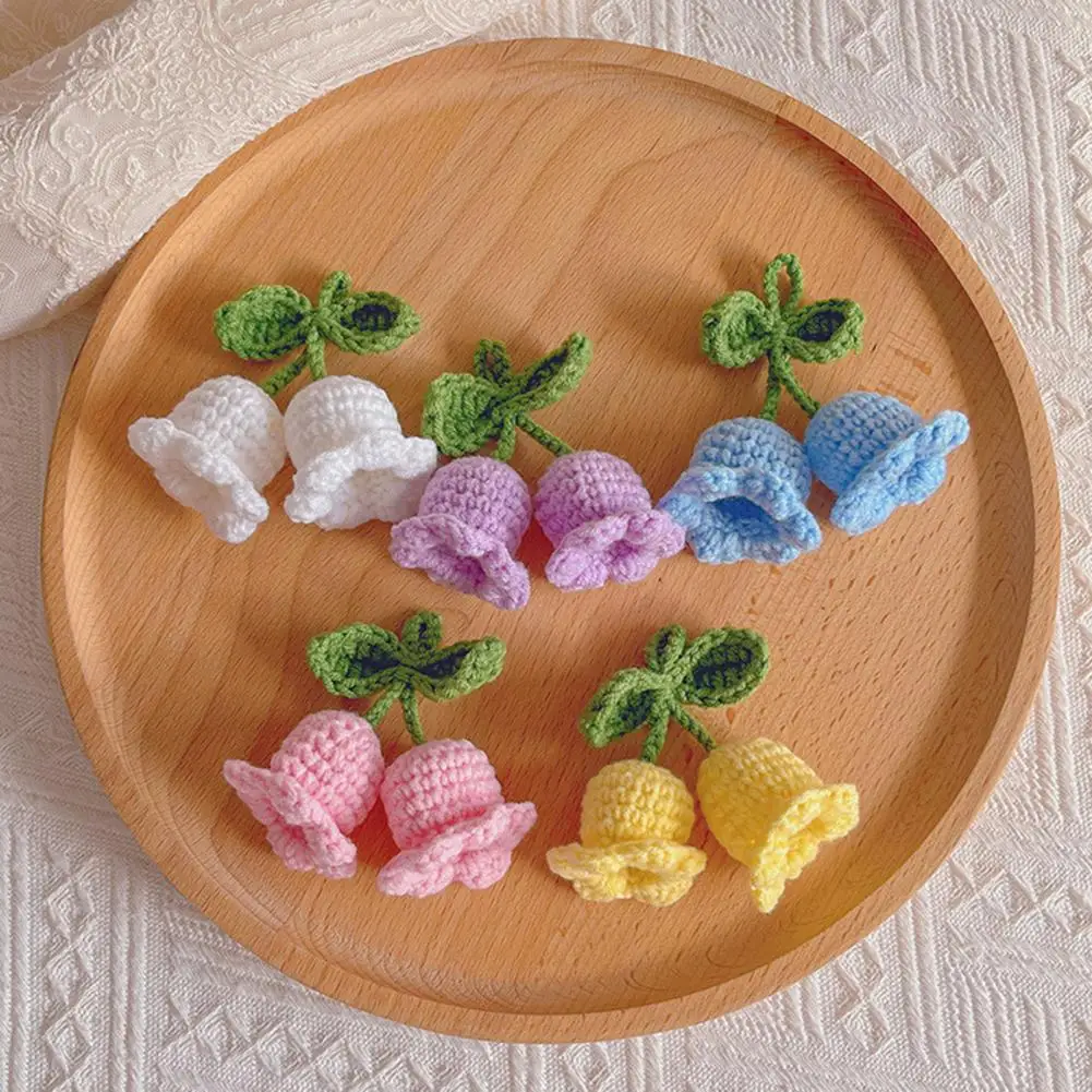 Handmade Flower Knitted Keychain Keyring Women Crocheted Wool Flower Leaf Bag Pendants Car Key Ring Handbag Decoration Charms Gi