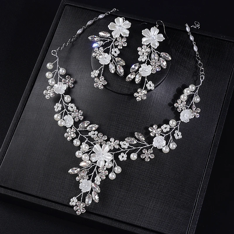 Bridal Jewelry Set Wedding Rhinestones Floral Pearls Necklace Earrings Jewelry Set Dangle Earrings Adjustable Set Elegance Party Jewelry For Women