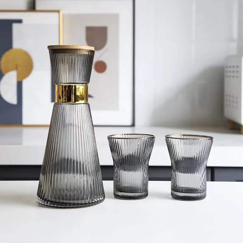 Pichet à Eau en Verre avec Couvercle