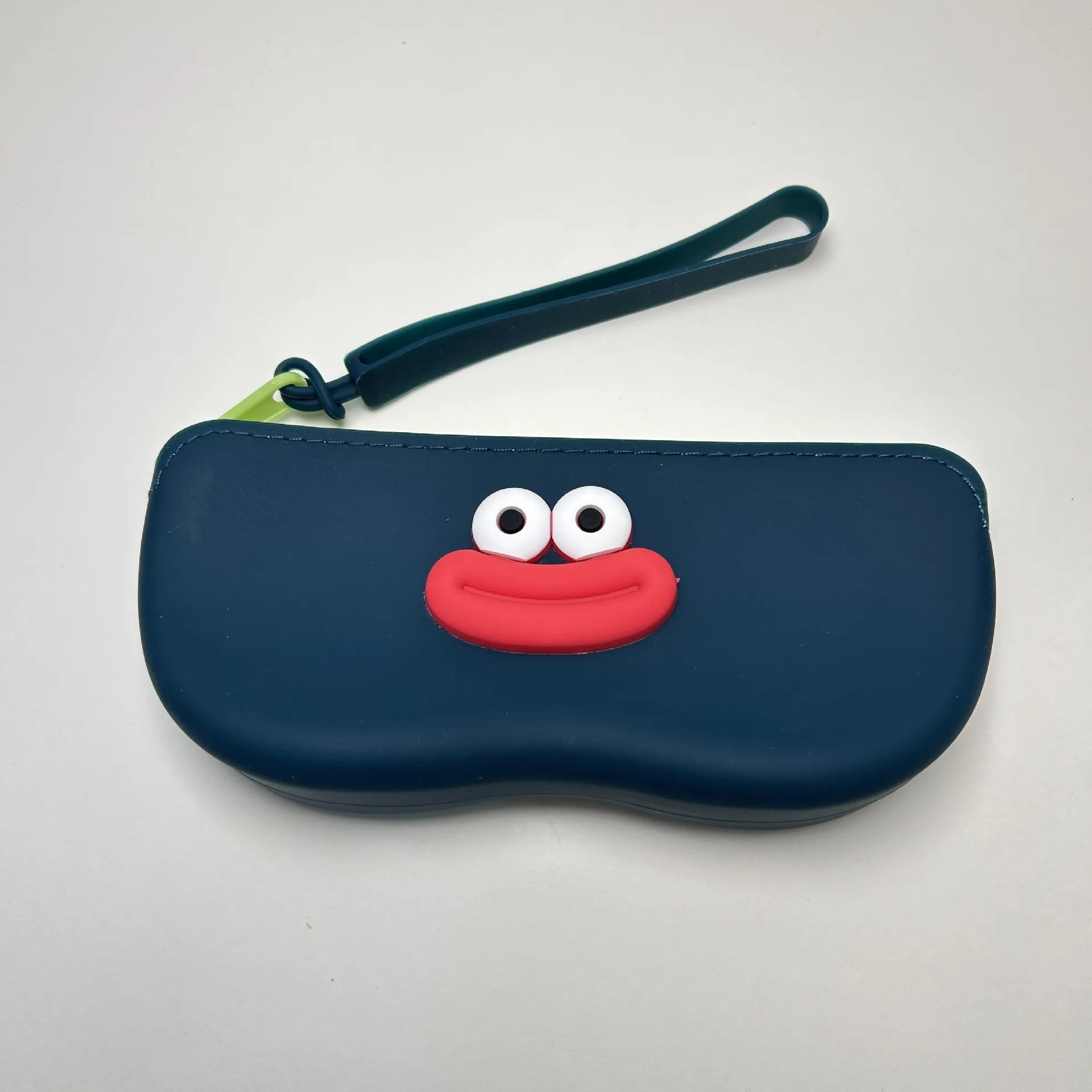 1pcs Silicone Glasses Bag Portable Sunglass Storage Bag Glasses Case Diy Hanging Large Capacity Lipstick Data Cable Storage Bag