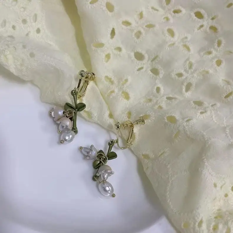 S5315a12663574f63a21bbfae60741704T Elegant White Orchid Flower Earring for Women Ladies Temperament Metal Leaves Long Tassel Drop Earrings Hook Jewelry Accessories Mallzona