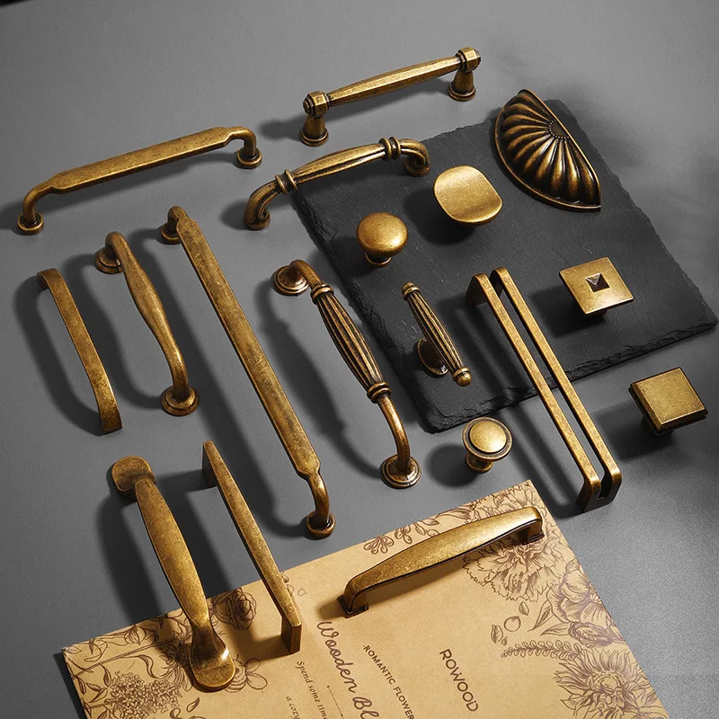 Nordic Vintage จับสําหรับเฟอร์นิเจอร์ Bronze จับสําหรับตู้เสื้อผ้าและลิ้นชักฮาร์ดแวร์ติดตั้งตู้ครัวจับตู้หนังสือ 1