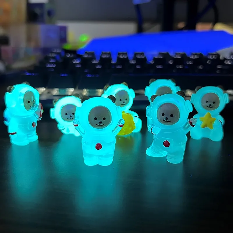 

7 Pcs DIY Handmade Materials Luminous 3D Space Bear Resin Material Cartoon Astronaut Resin Crafts Desktop Night Light Ornaments