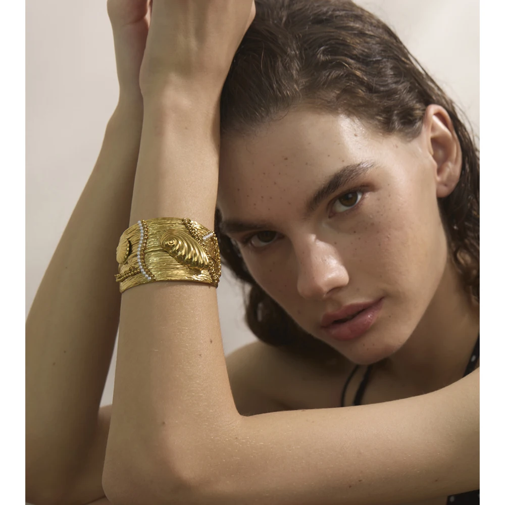 Yhpup Bracelet Wide Ocean Conch Shell Open Stainless Steel Summer Holiday