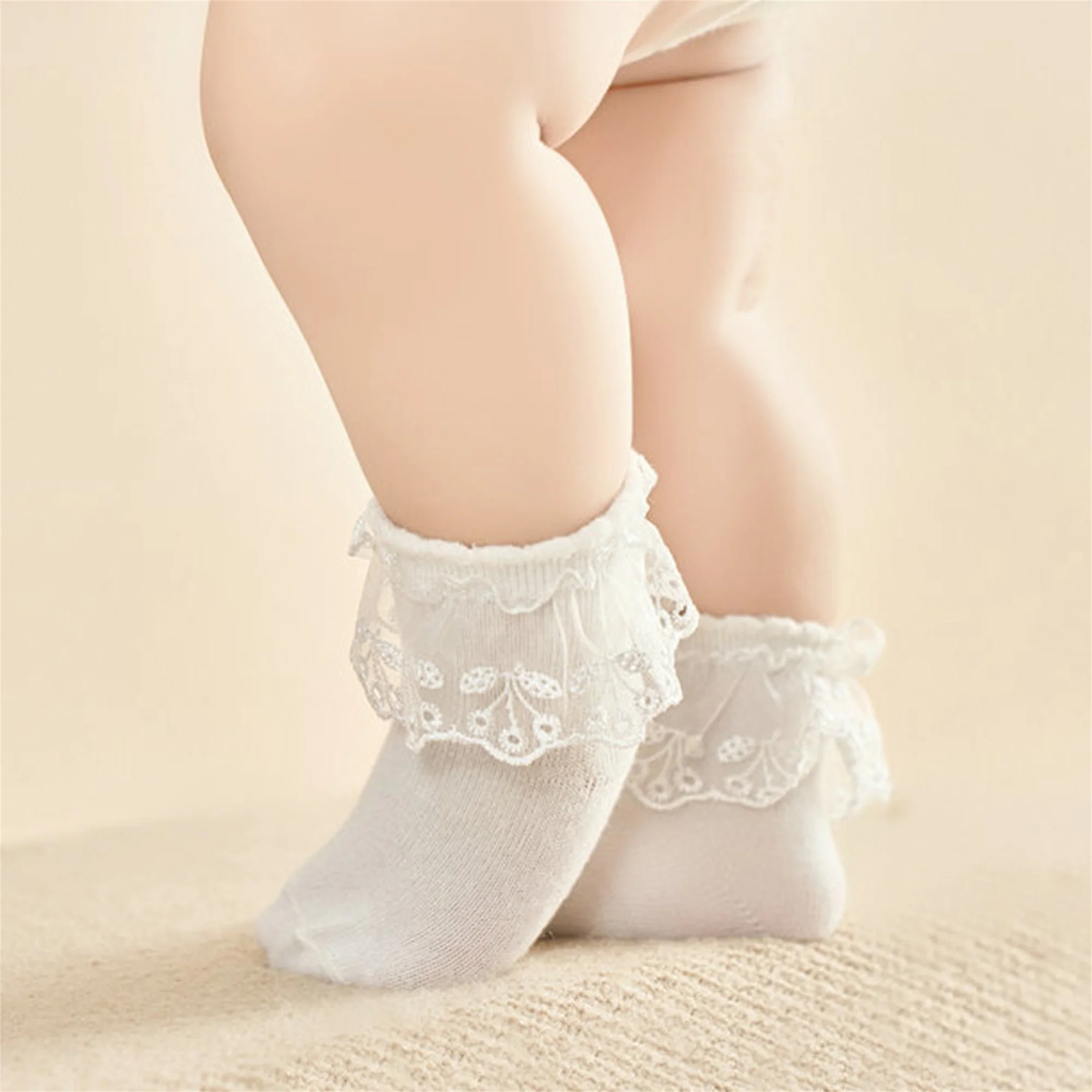 Adorable Baby Girl Lace Ruffle Socks with Soft Breathable Fabric Cute Toddler Princess Socks for 0-2 Years Old Infants Pack