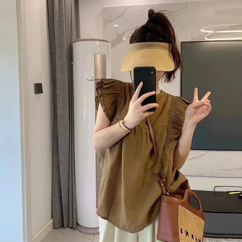 Maternity Summer Slimming Fly Sleeve Top And Cotton Linen Belly Support Pants Two Piece Set for Pregnant Women in Beige