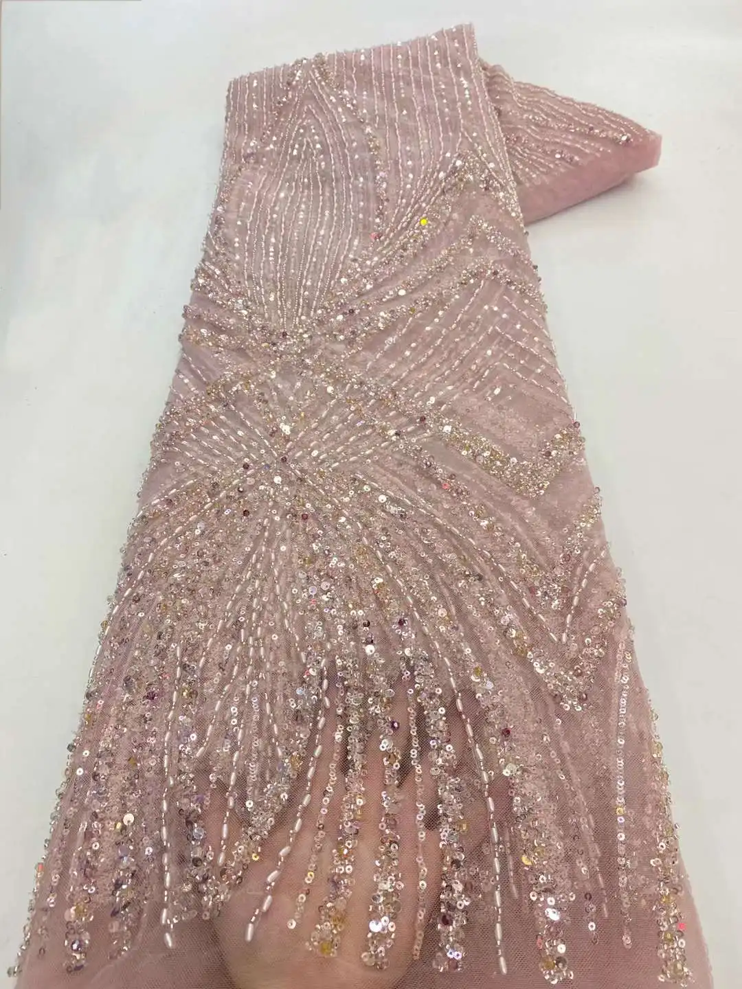 

African Heavy Beaded 2024 High Quality Lace Nigerian Sequins Groom Lace French Tulle Fabrics For Wedding Party Dresses Sewing